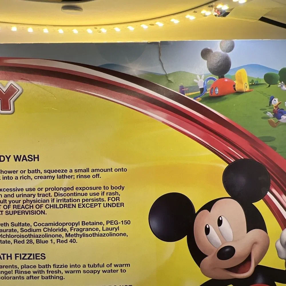 Mickey Mouse Bath Time Ring Toss Game and Body Wash Set Disney Junior‎